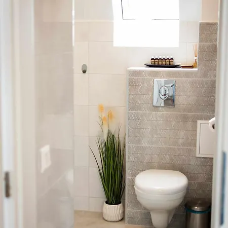 Irisz Hillside זלקרוס