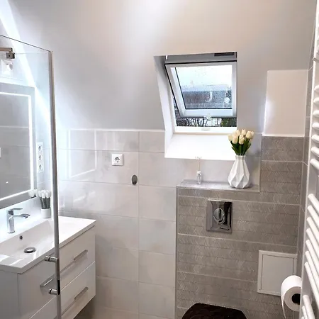 Apartment Irisz Hillside